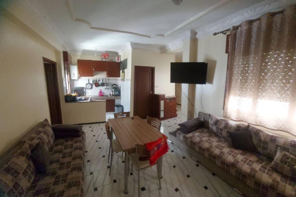 Appartement Au Centre De Tanger Nejma Kültér fotó